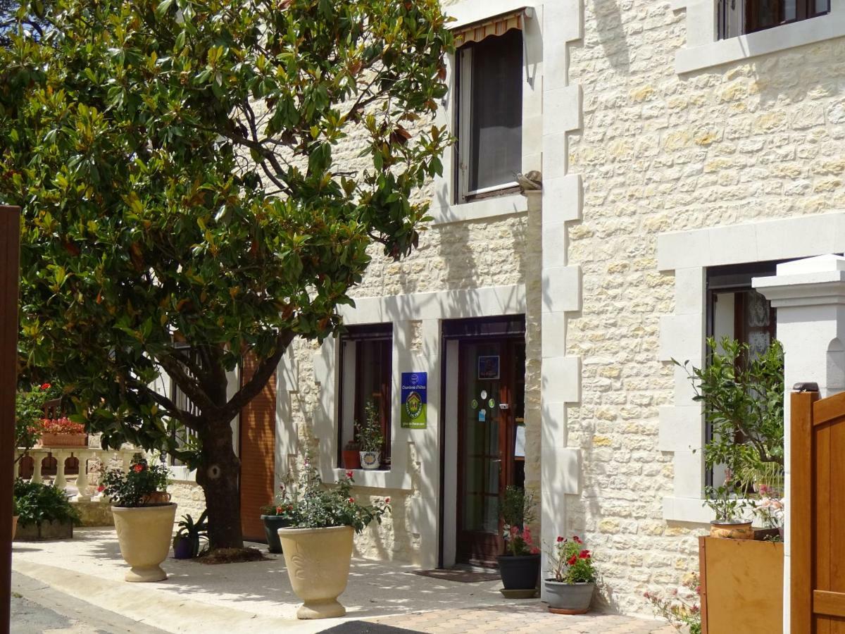 Hotel Aux Orangers Luxé Esterno foto